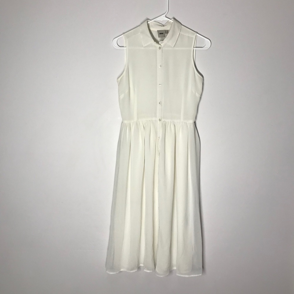 Sleeveless button down dress